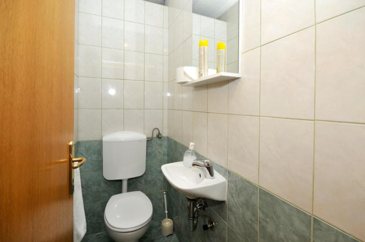 Roso Apartment With Sea View Trogir Bagian luar foto
